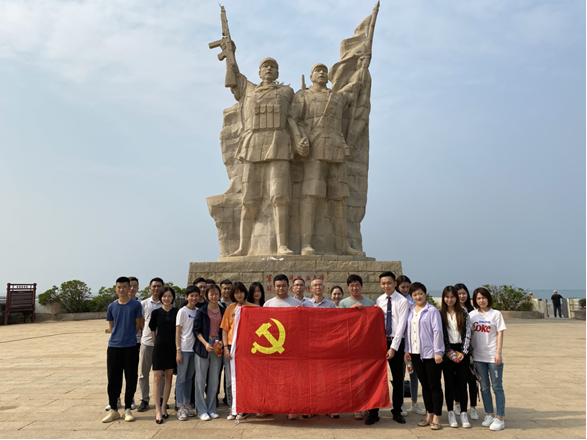 碧海丹心，邁向勝利的起點(diǎn)-美蘭免稅走進(jìn)海南解放公園開(kāi)展黨史學(xué)習(xí)教育活動(dòng)